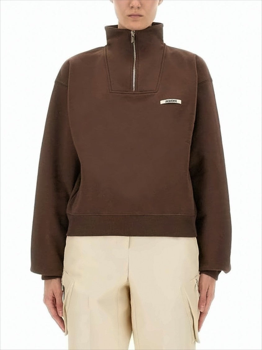 Cropped Turtleneck Sweatshirt with Half-Zip Closure