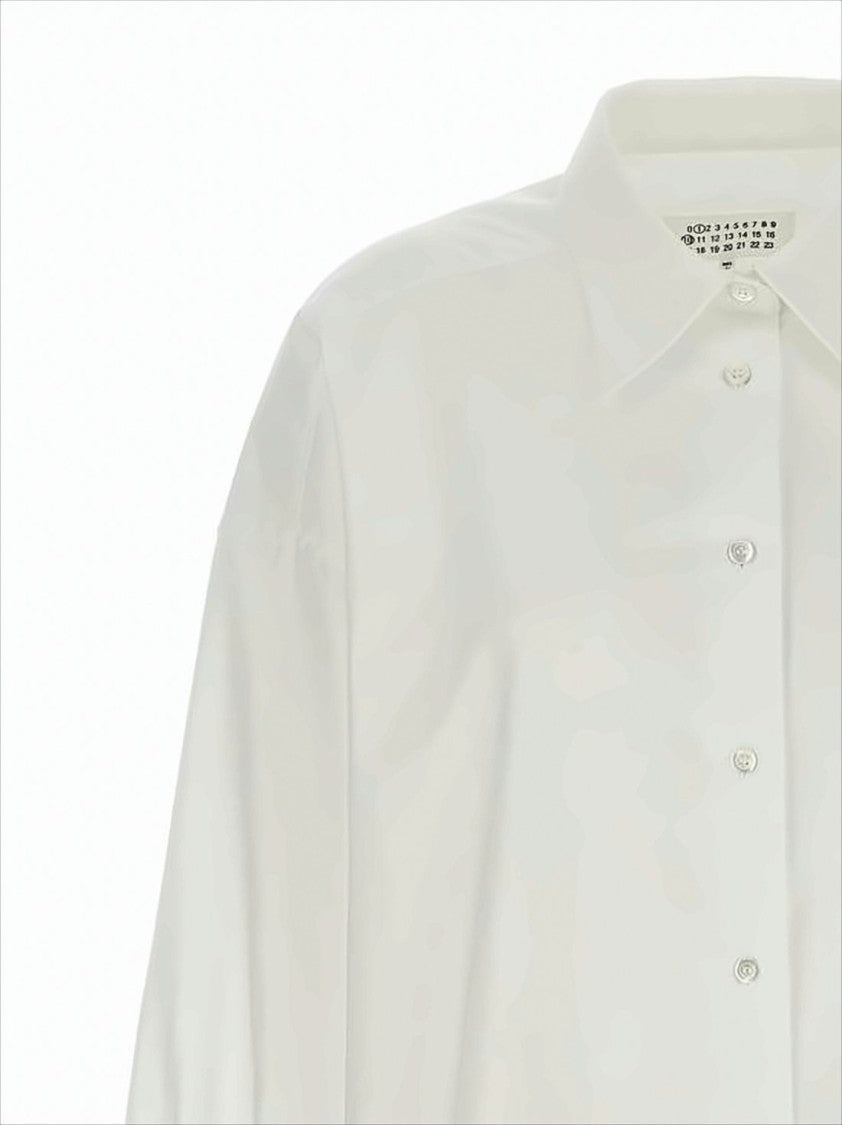 Relaxed Fit White Shirt With Pointed Collar And Curved Hem
