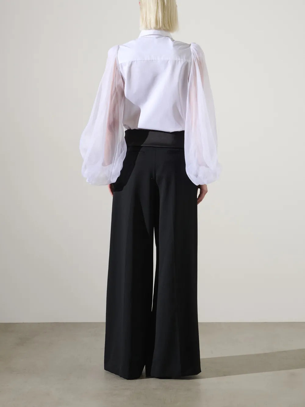 Tailored Women's Trousers with Classic Silhouette