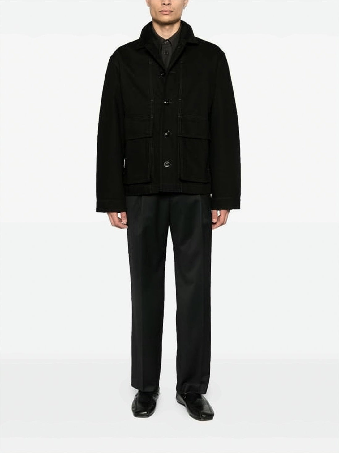 Boxy Black Jacket with Classic Collar and Flap Pockets