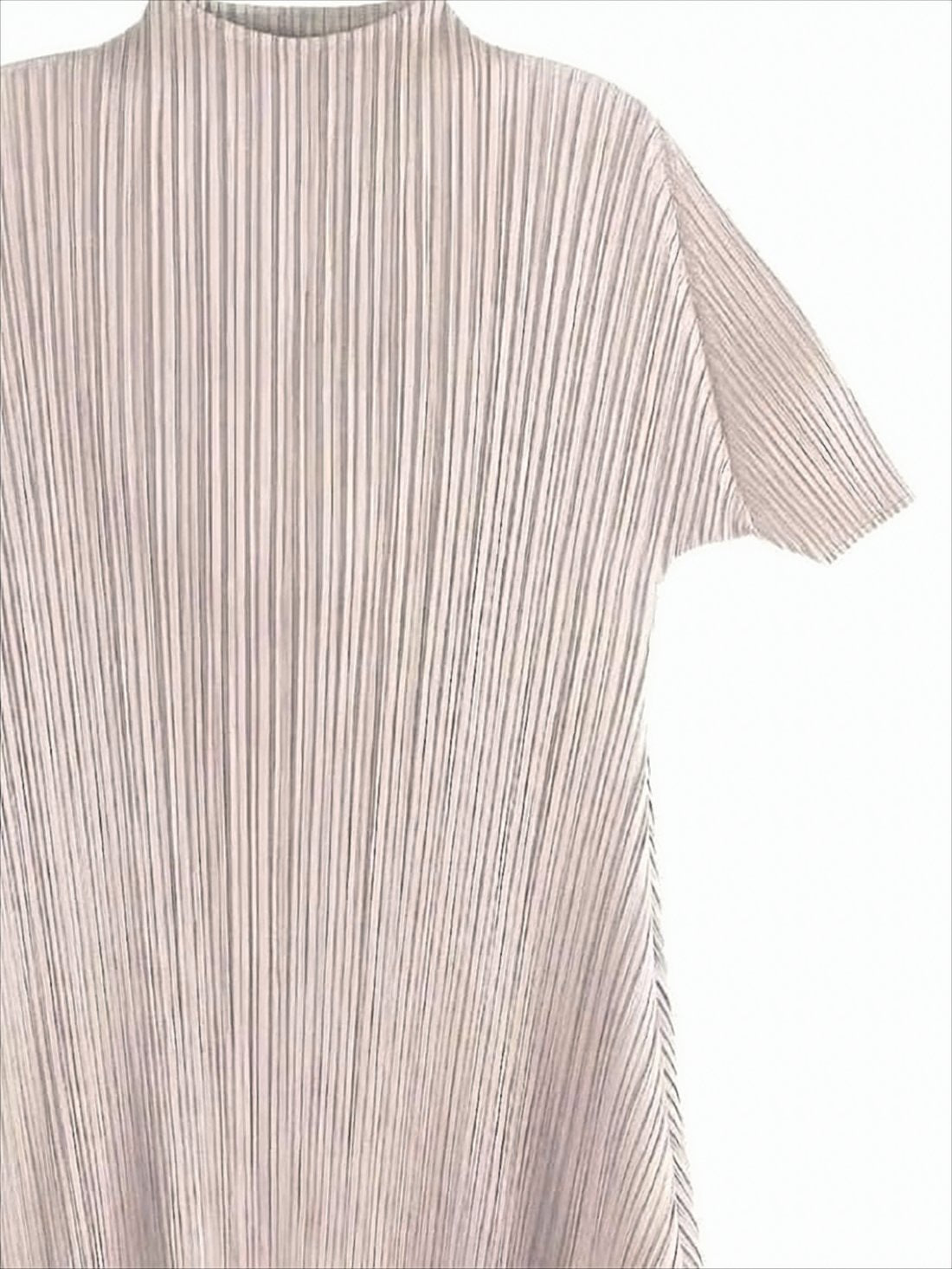 Finely Pleated Long Dress with Flared Hem