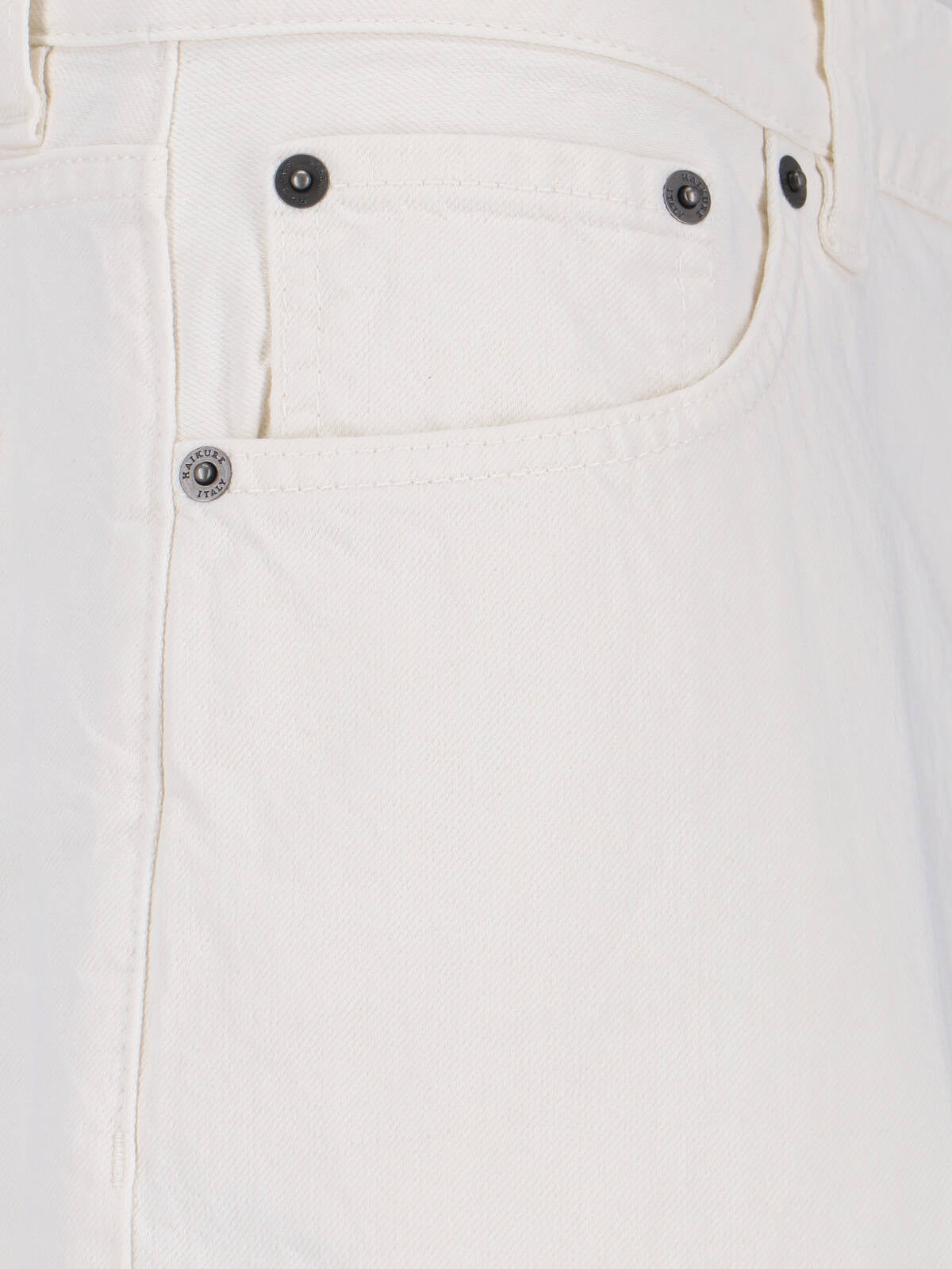 Wide-Leg White Denim Jeans With Five-Pocket Design