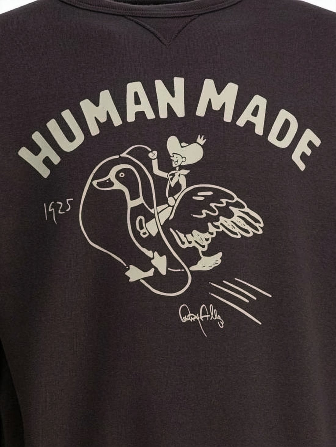 Relaxed-Fit Graphic Long-Sleeve T-Shirt