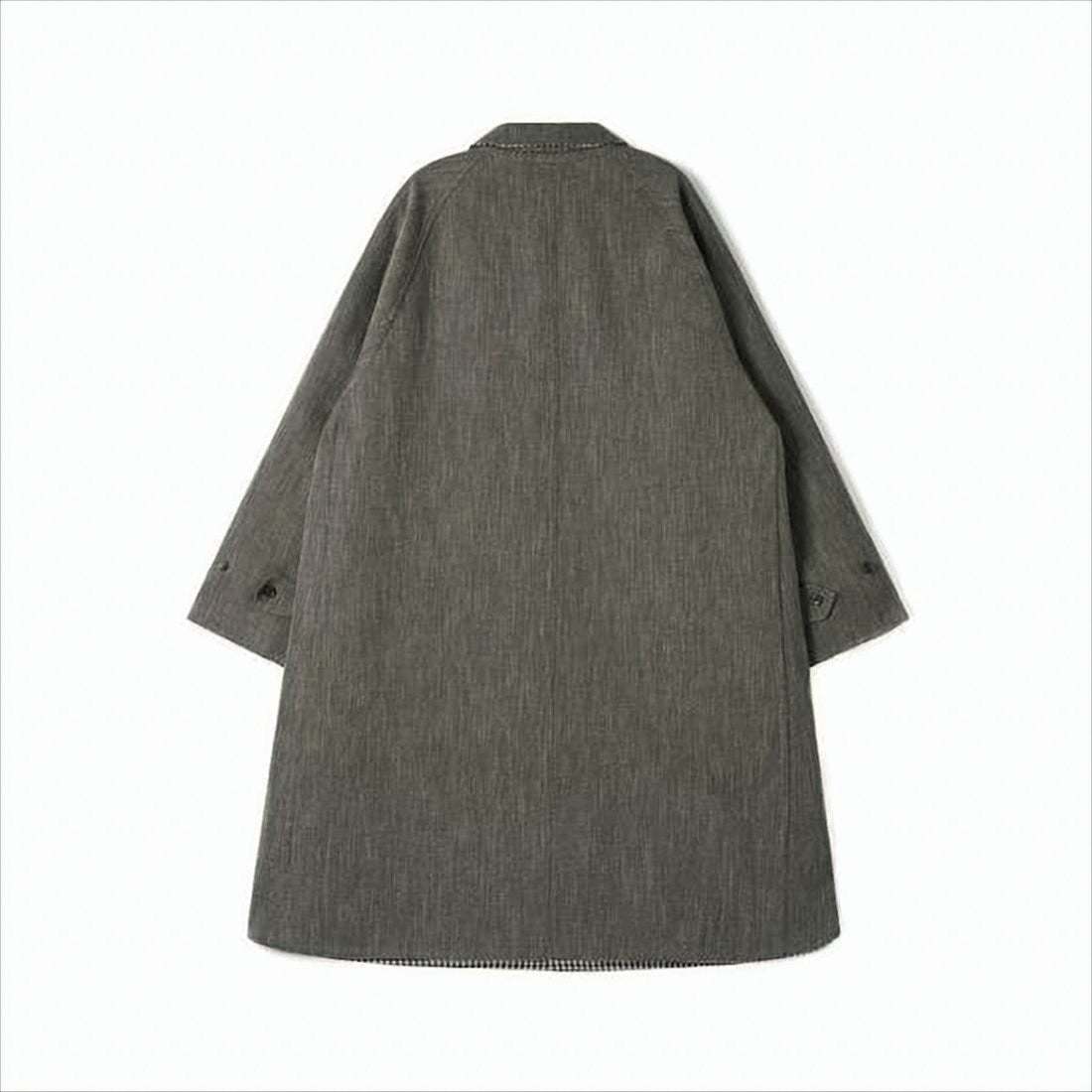 Reversible Oversized Cape With Classic Collar And Textured Finish