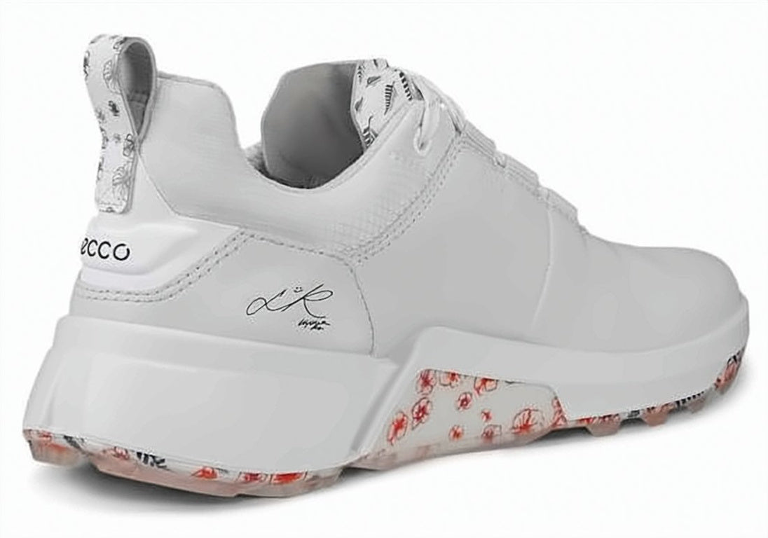 Sleek White Leather Sneakers With Chunky Sole