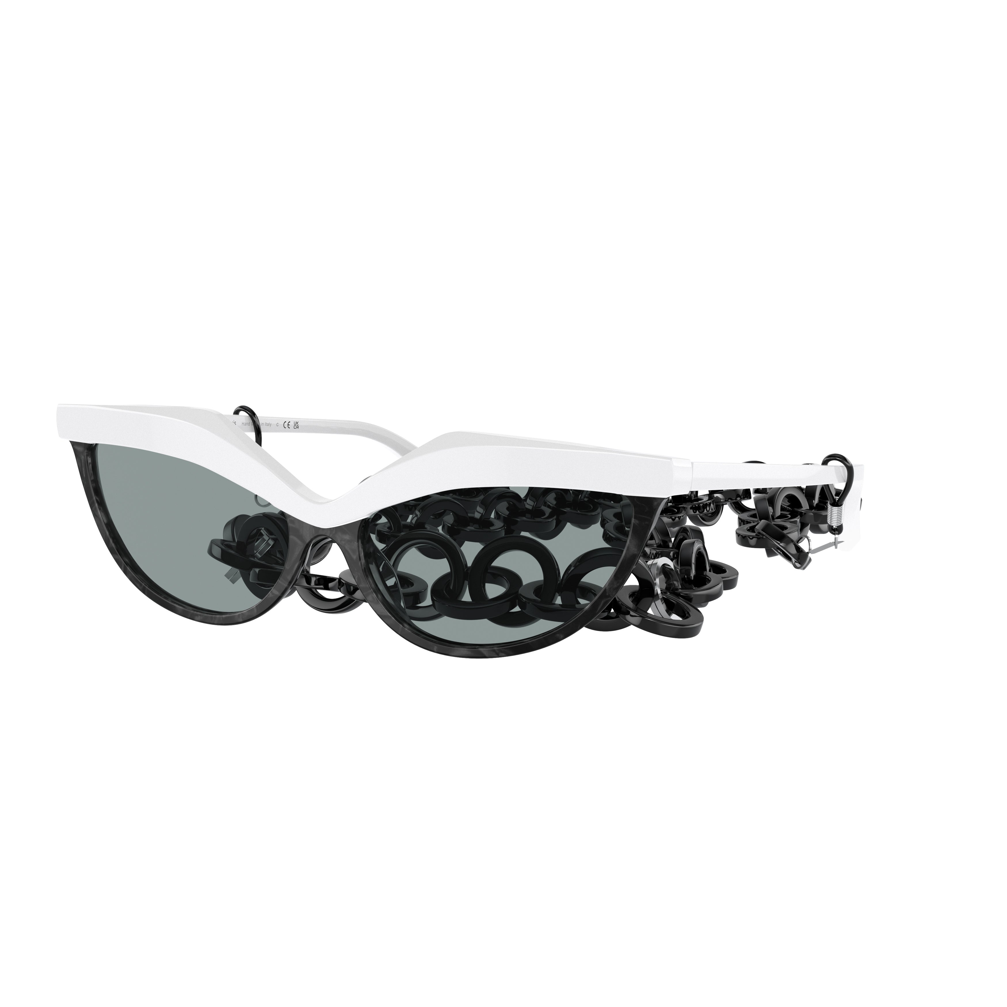 5070 Sole Cat-Eye Sunglasses with Chunky Chain Detail
