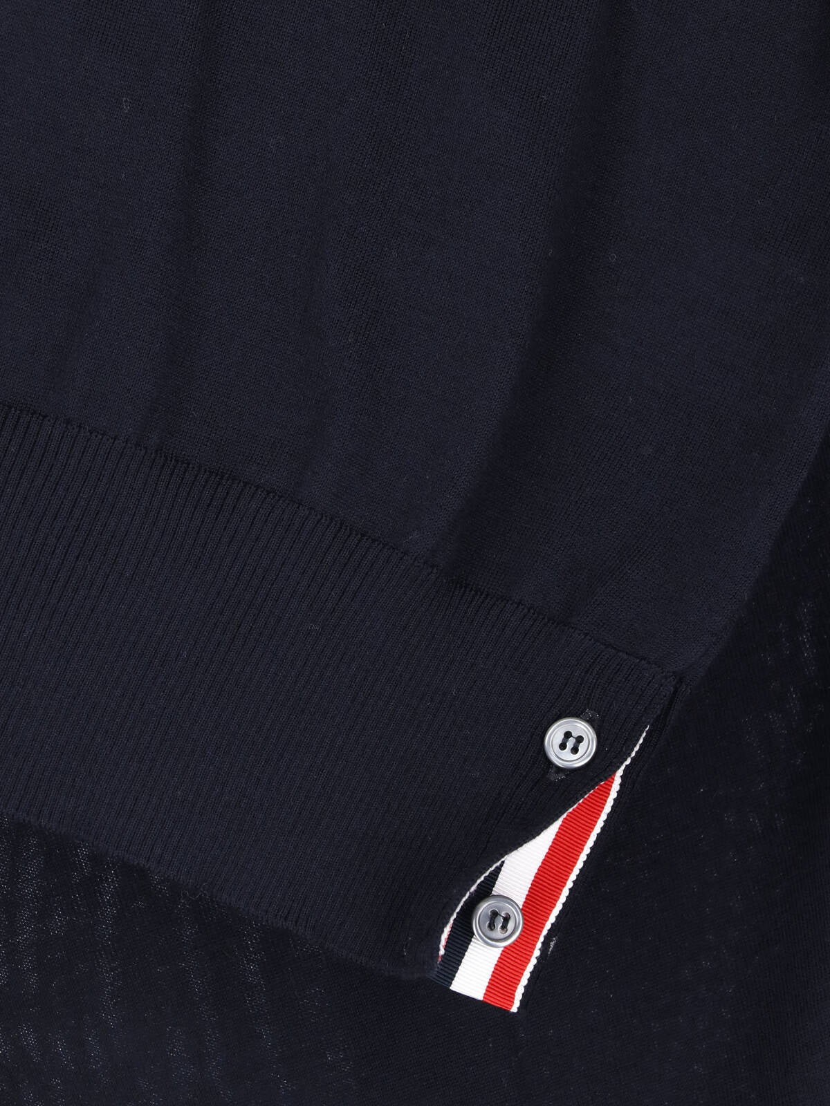 Short-Sleeved Fitted Polo Shirt with Sporty Stripes