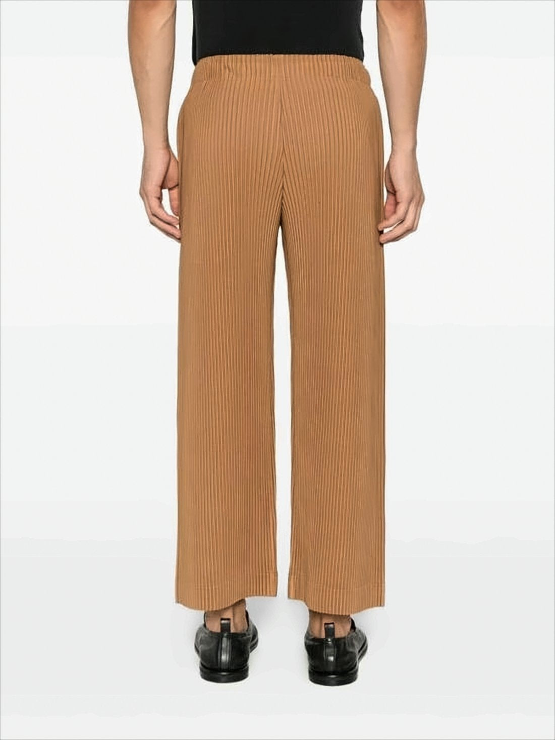 Cropped Wide-Leg Pants with Distinctive Pleated Texture