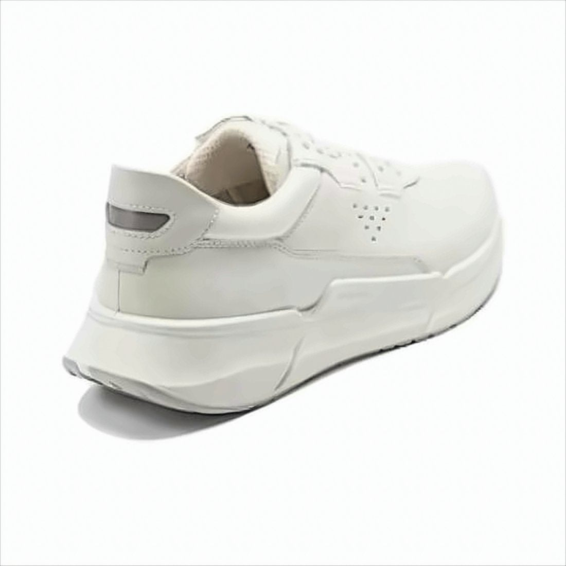 Minimalist White Leather Sneakers