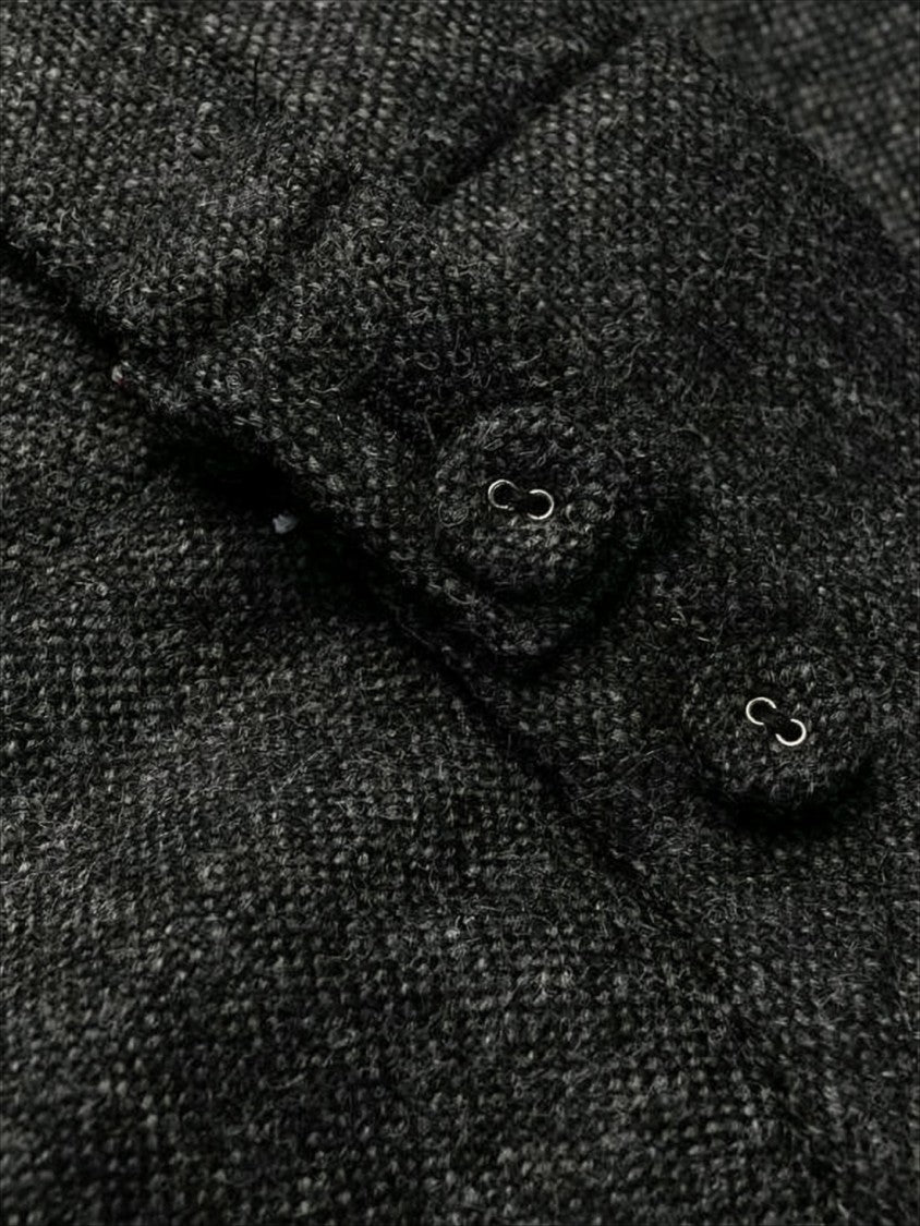 Tailored Cropped Suit Pants with Herringbone Texture and Four-Stripe Detail