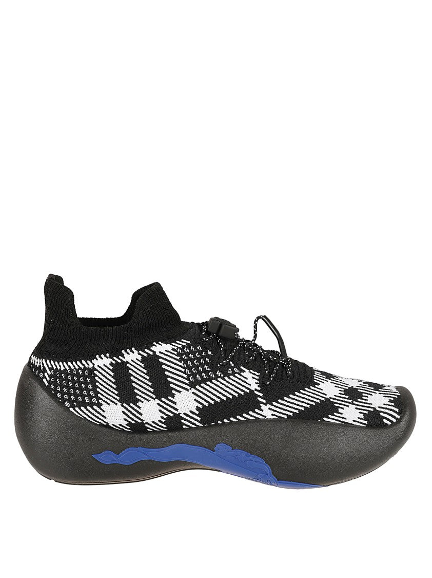 Knitted Upper Sneakers With Sock-Like Collar