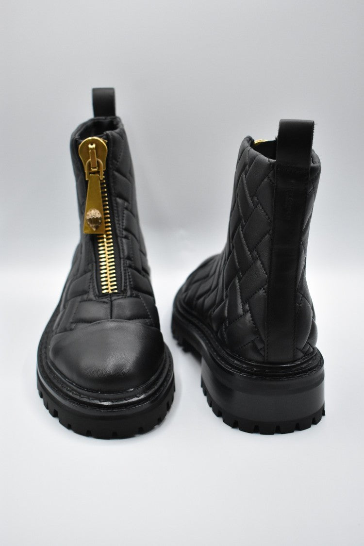 Woven Black Flat Shoes With Gold Zipper Detail