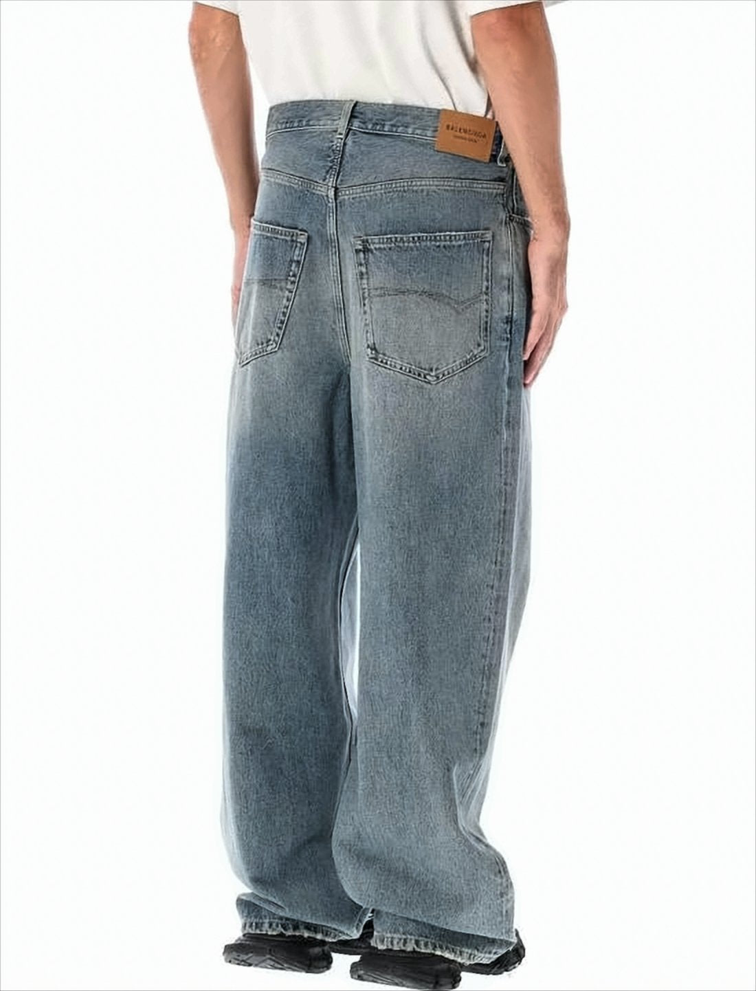 Relaxed Wide-Leg Denim Pants with Classic Five-Pocket Design