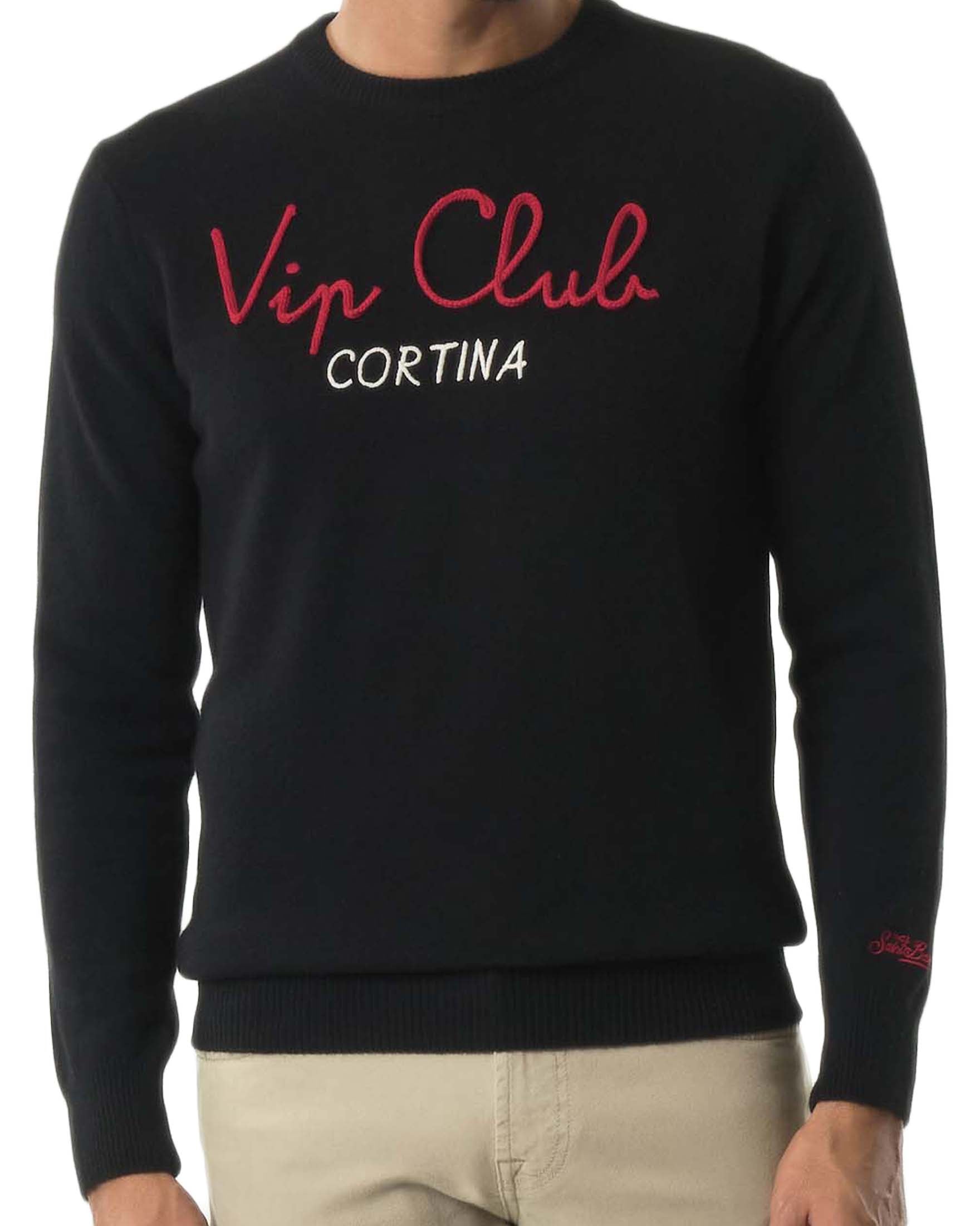 Bold Crew Neck Sweatshirt with Graphic