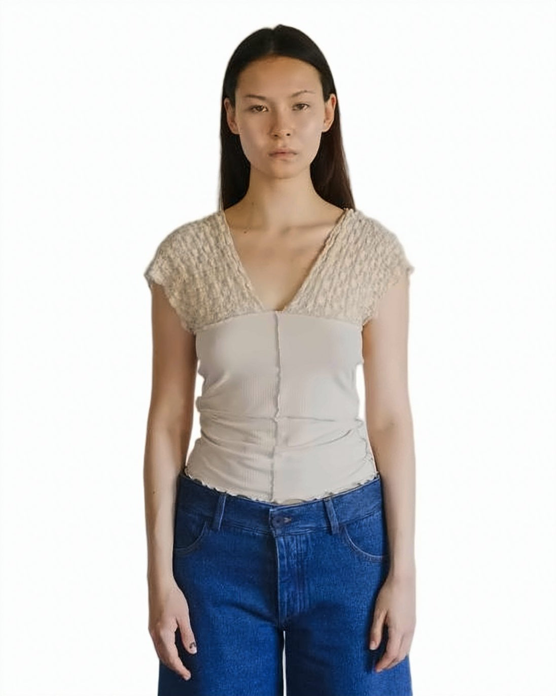 White Sleeveless Fitted V-Neck Knit Top