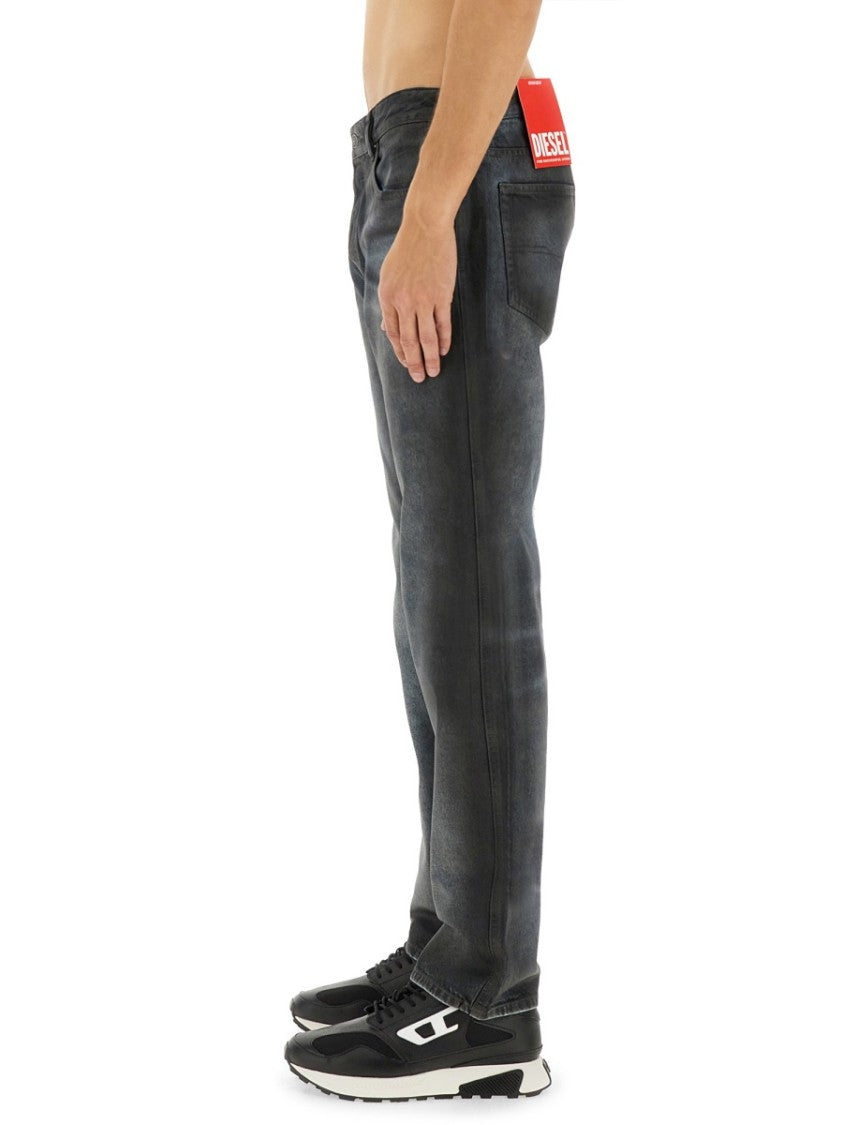 "1993 D-Vyl-Fsg1" Jeans
