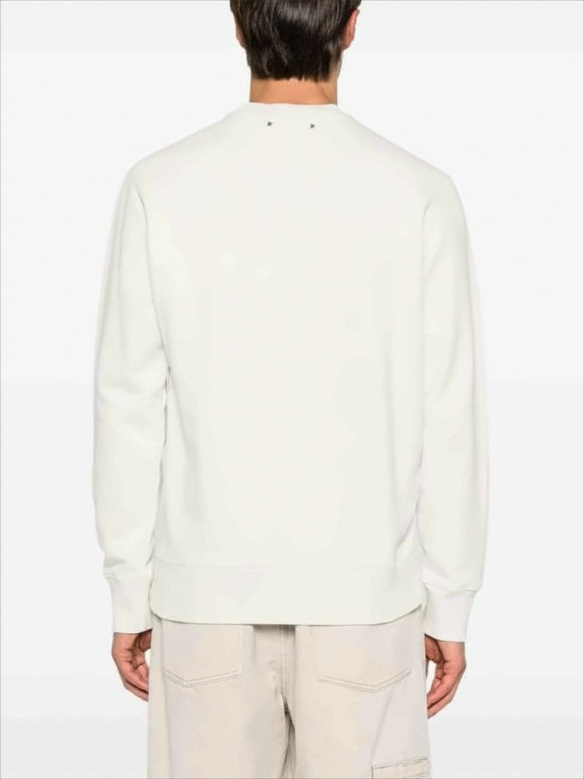 Long-Sleeve Sweatshirt with Bold Graphic Design
