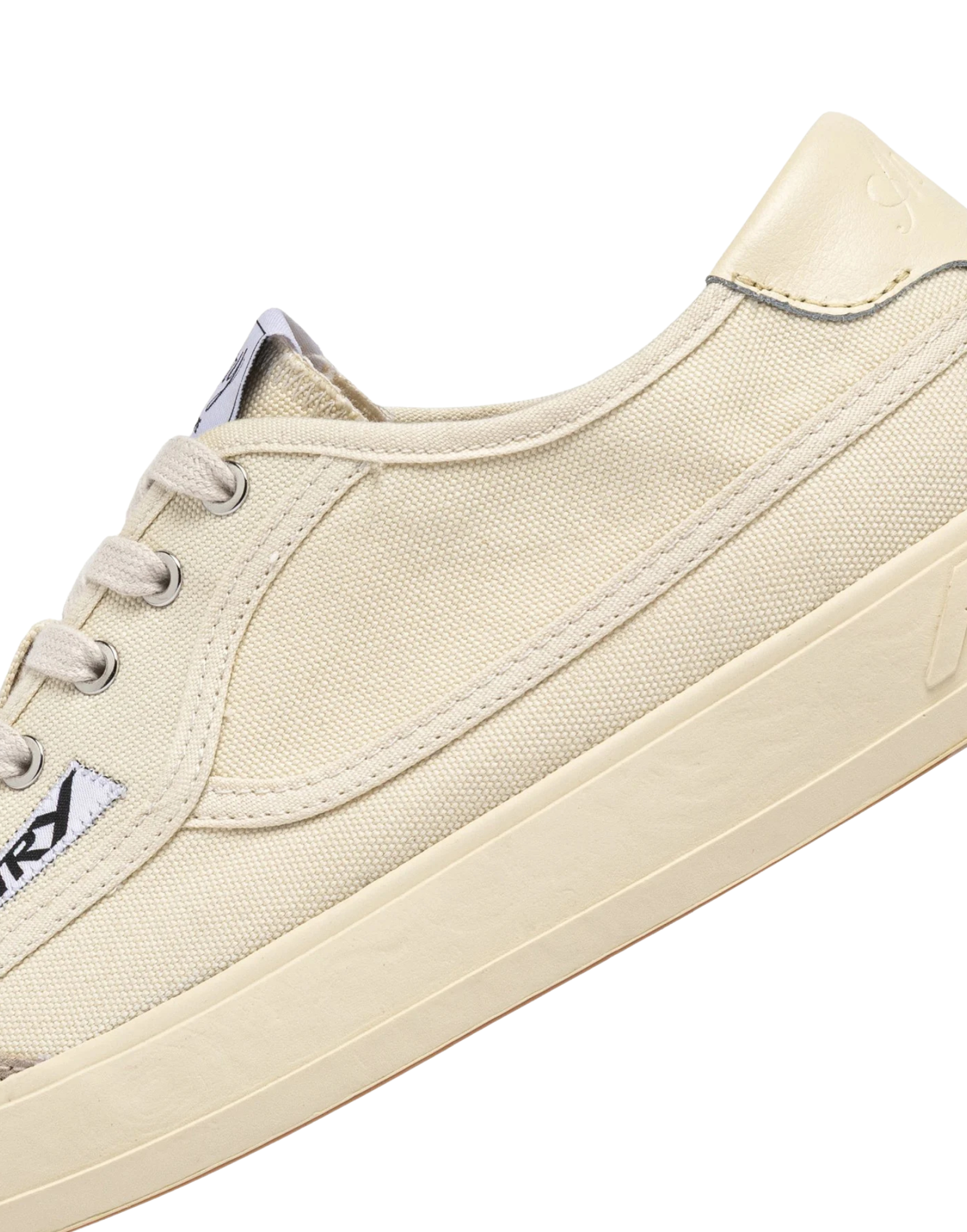 Windscape Low Women’s Cream Canvas Sneakers