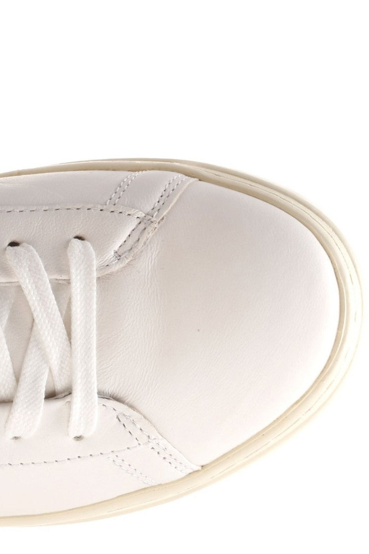 White Sneakers With Smooth Leather Upper