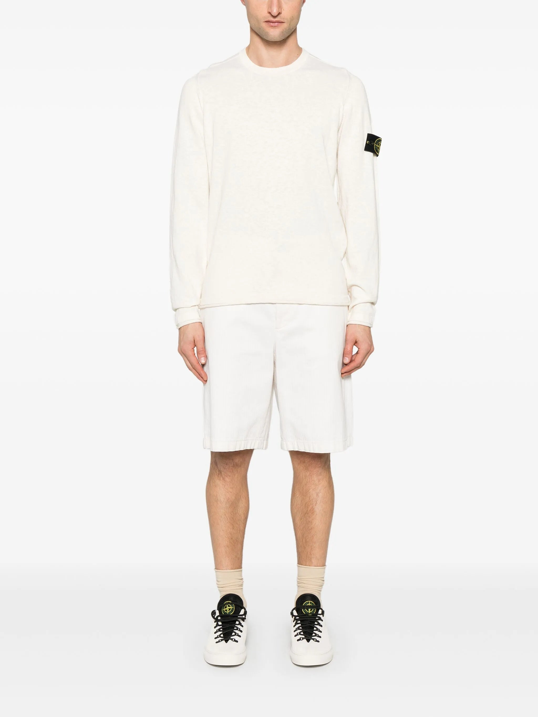 White Minimalist Long-Sleeve Pullover Sweater