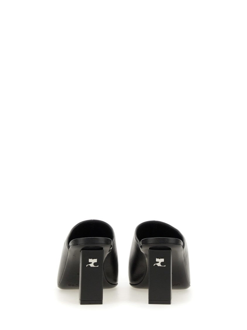 Pointed Toe Mules In Smooth Leather