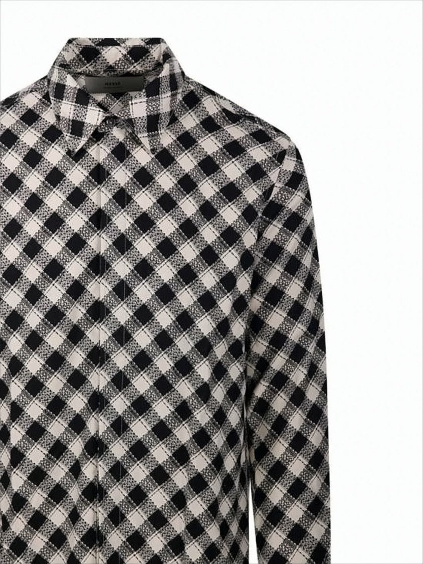 Classic Checkered Button-Down Shirt With Structured Collar