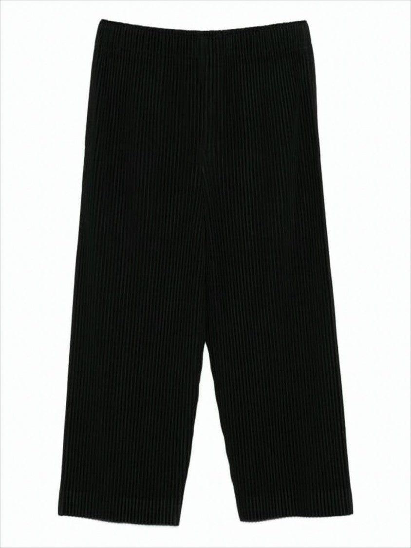 Cropped Black Pleated Joggers With Relaxed Fit