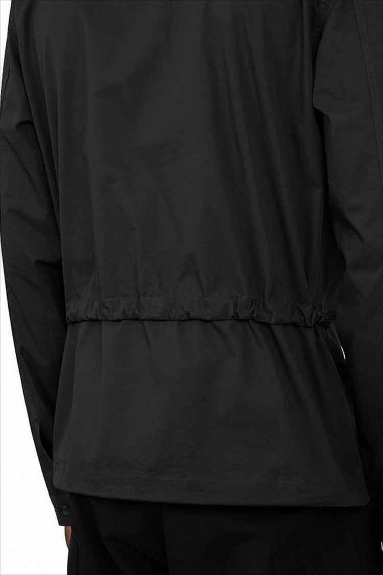 Black Long-Sleeve Shirt With Classic Collar And Utility Pockets