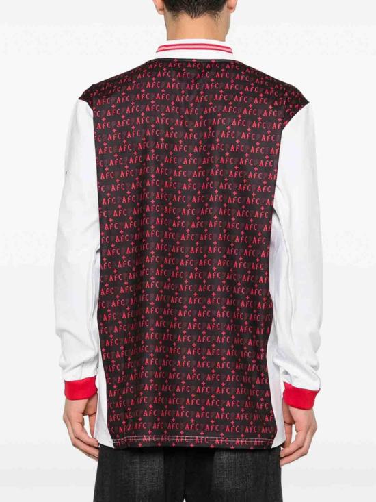 Long-Sleeve Training Shirt With Bold Graphic Design