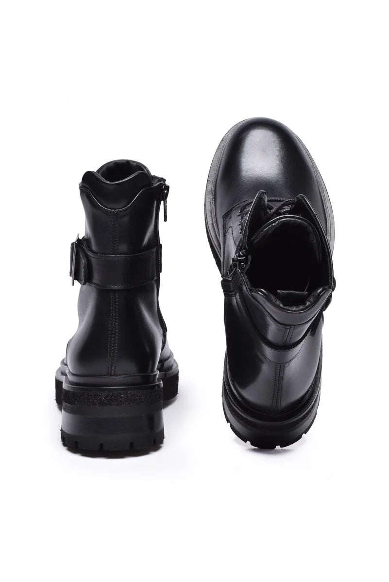I-n-s-t-i-t-c-h-e-s Rubber Boot - Black