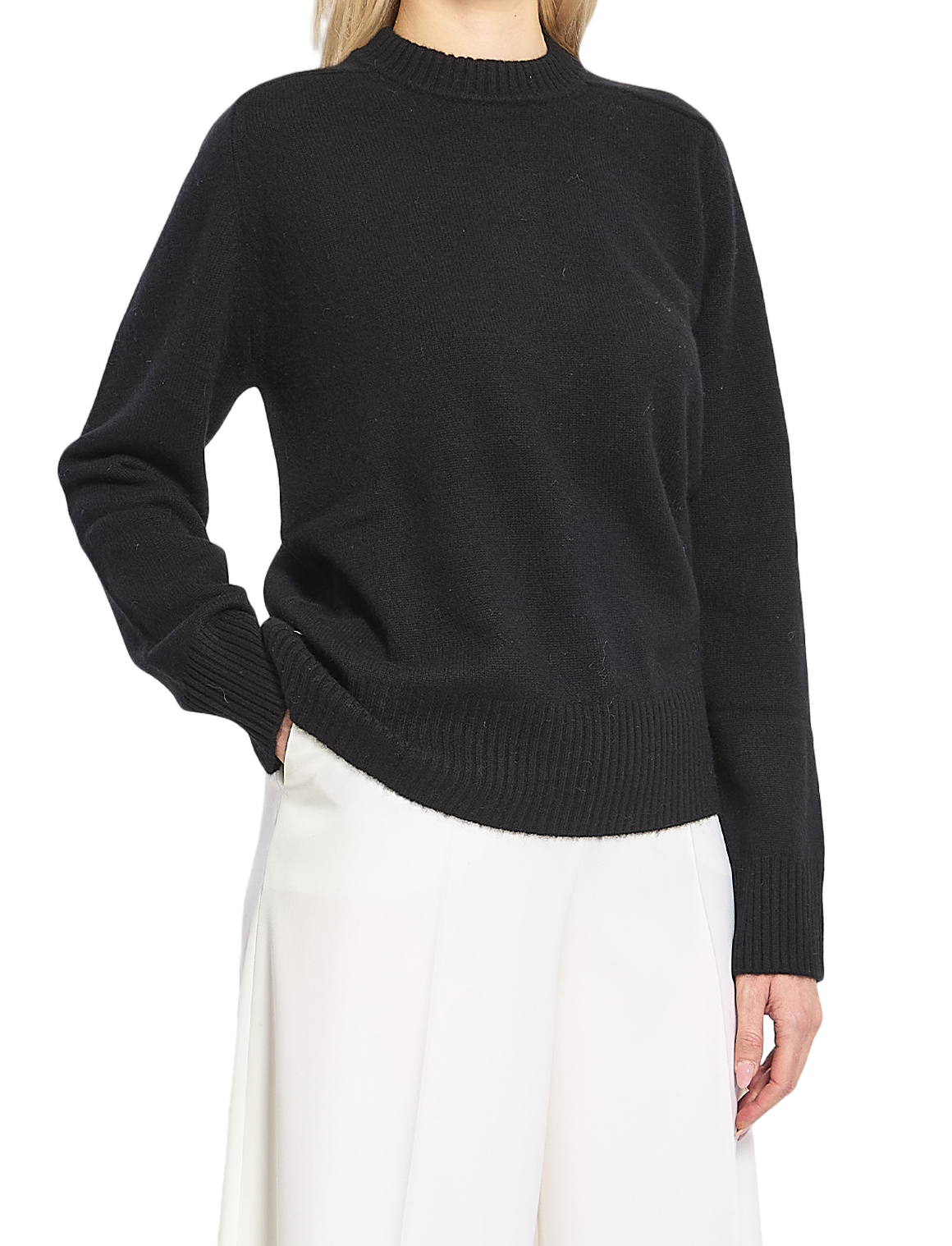 Anaa Lds Round Neck Sweater