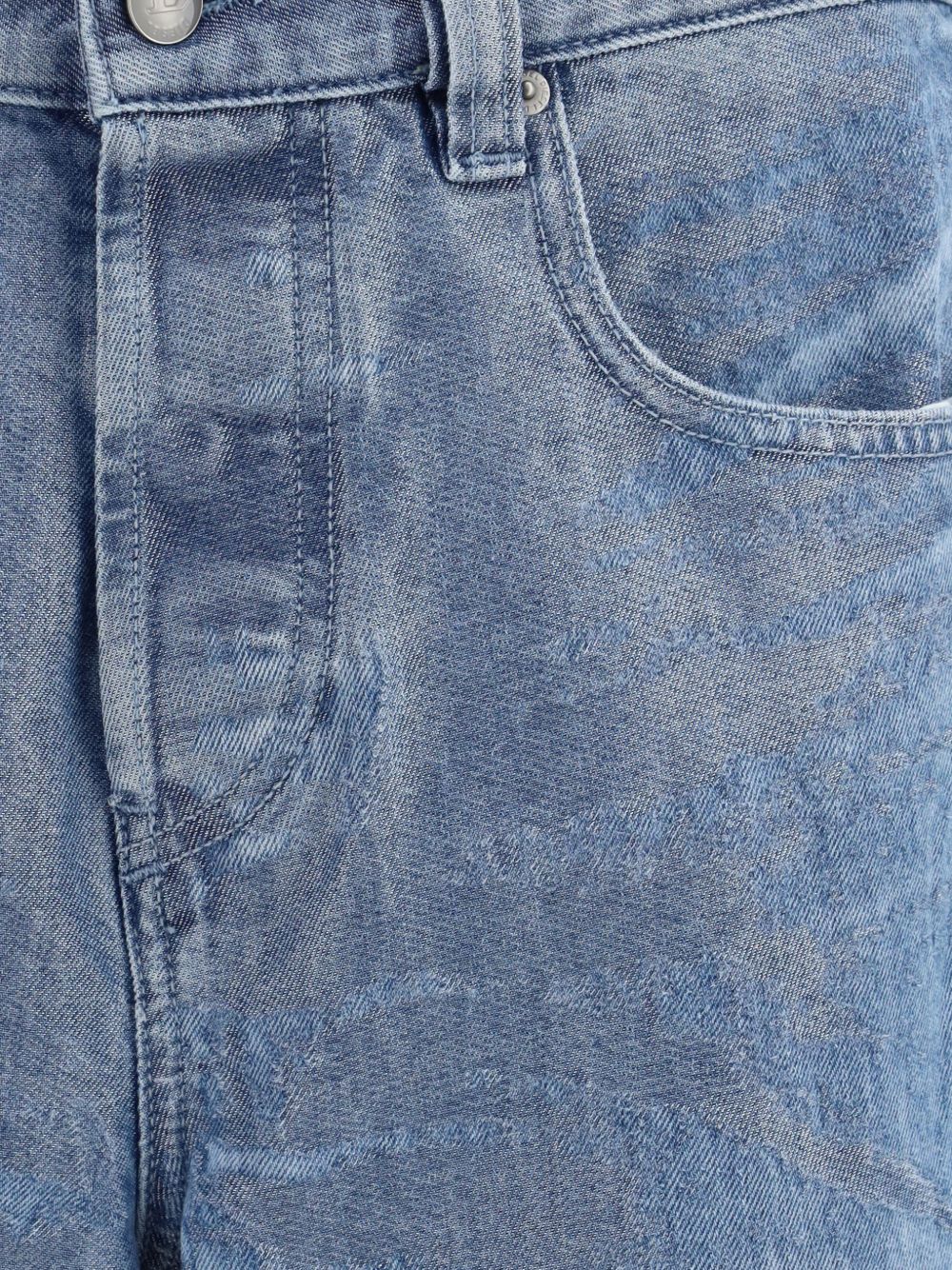 Straight-Leg Denim Jeans with Vintage-Inspired Wash