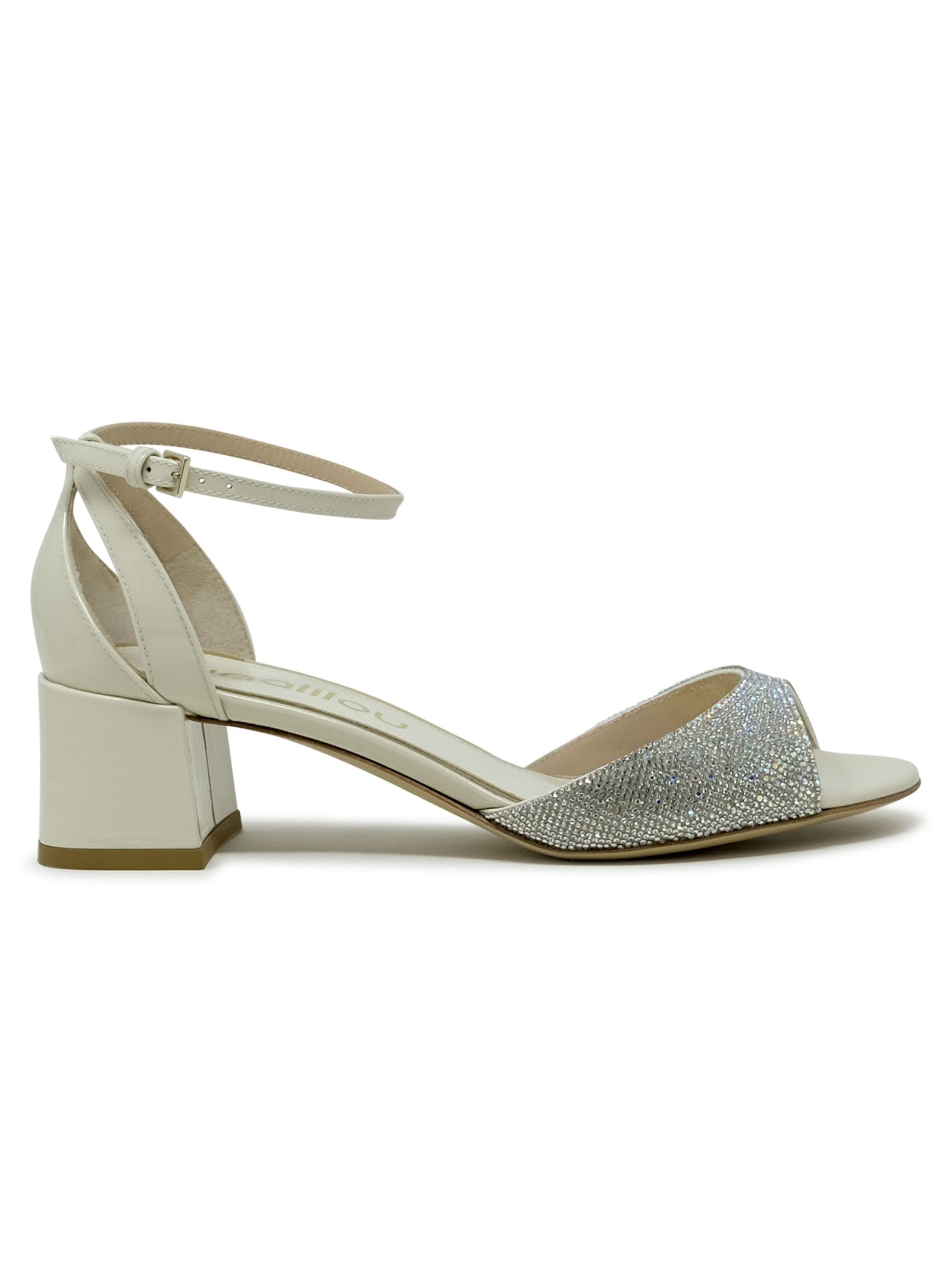 351022B5/23 Ivory Patent Sandals