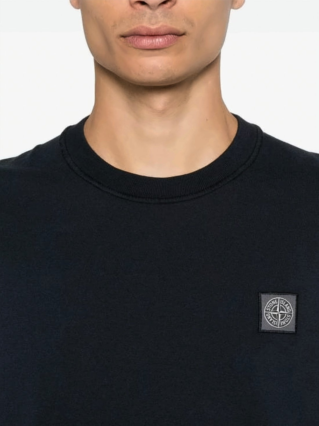 Crew Neck T-Shirt in Solid Black