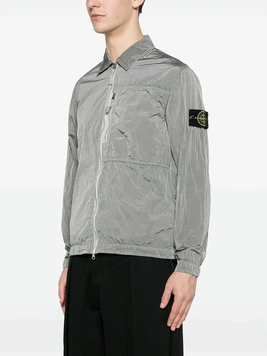 Lightweight Long-Sleeve Shirt With Zippered Details