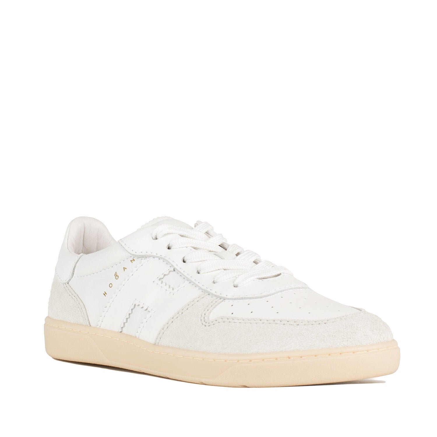 Refined Casual Sneakers With Textured Detailing