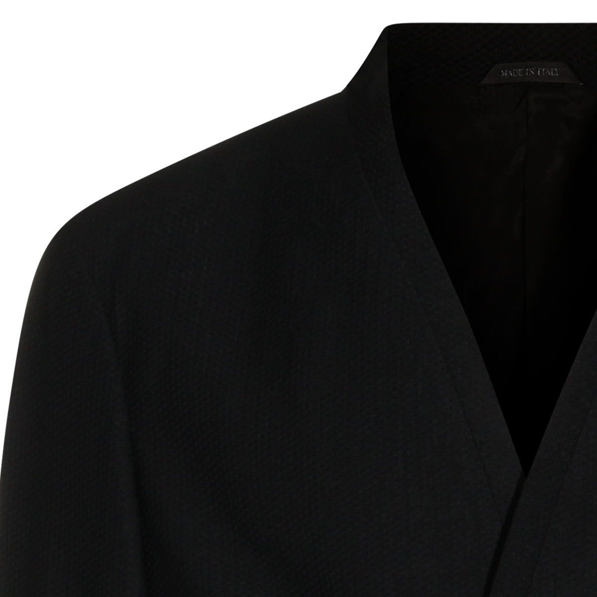 Minimalist Black Blazer with Tailored Fit