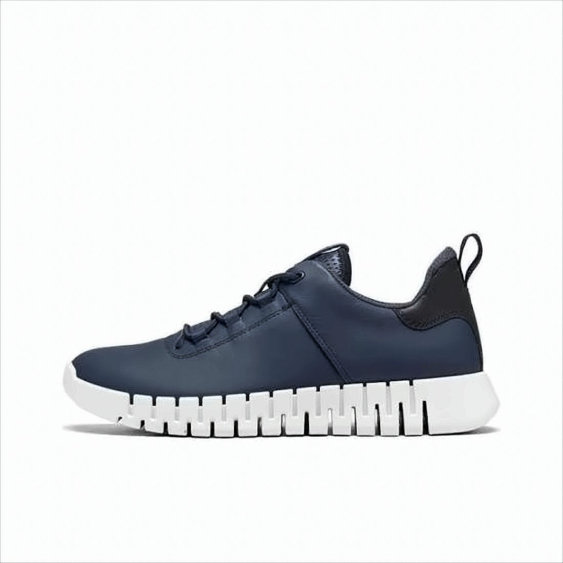 Navy Leather Sneakers with Contrast Sole