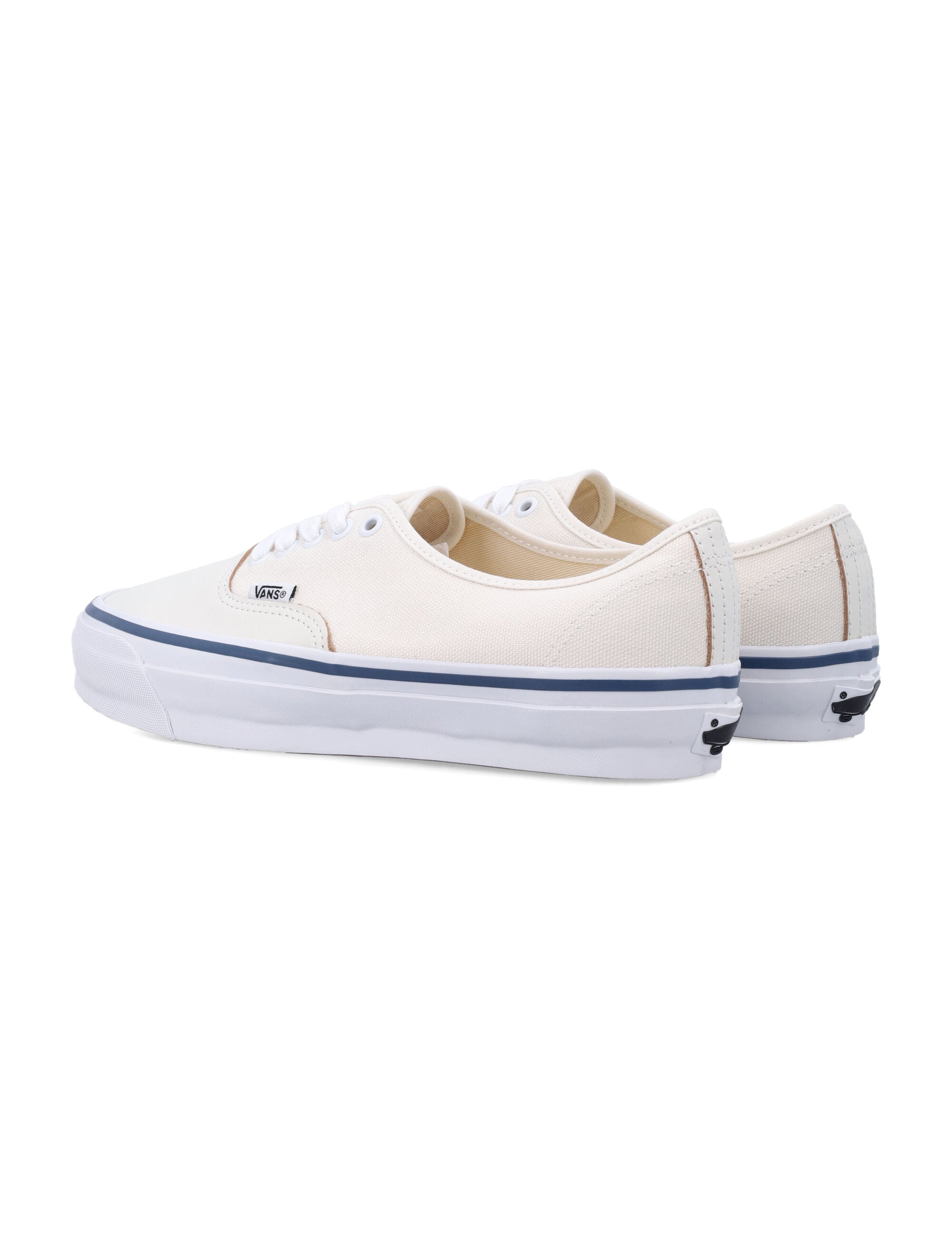 Otw Authentic 44 Siped Vibram Marshmallow Sneakers