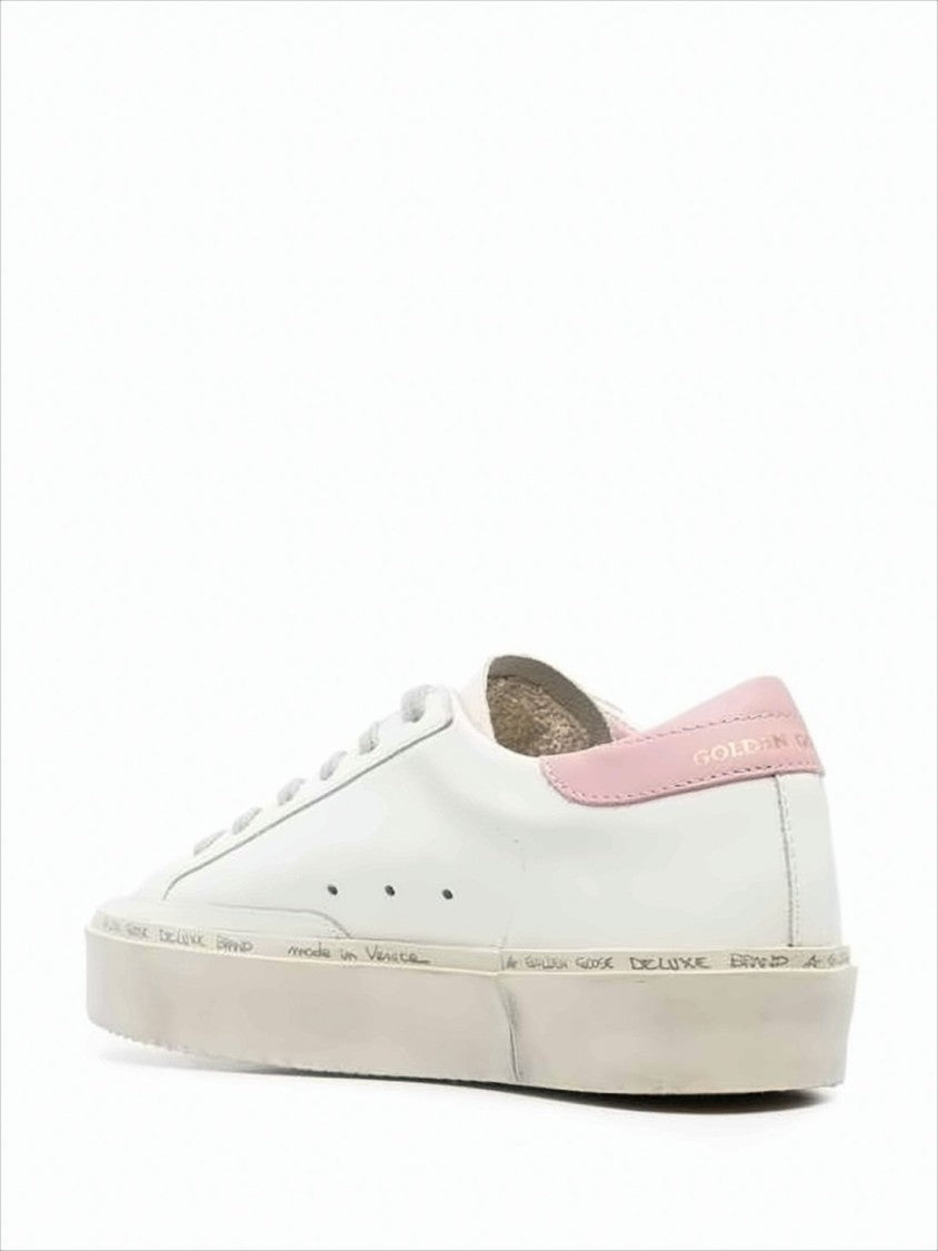 Low-Top Sneakers with Pink Star Detail and Distressed Sole