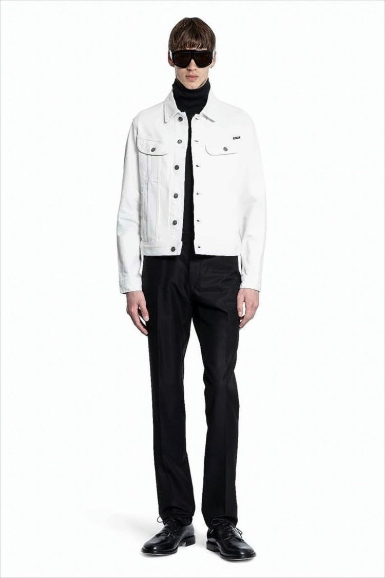 Crisp White Denim Jacket with Structured Silhouette