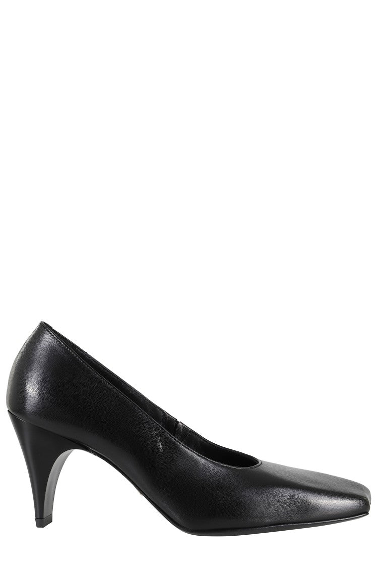 Pointed Toe Leather Pumps