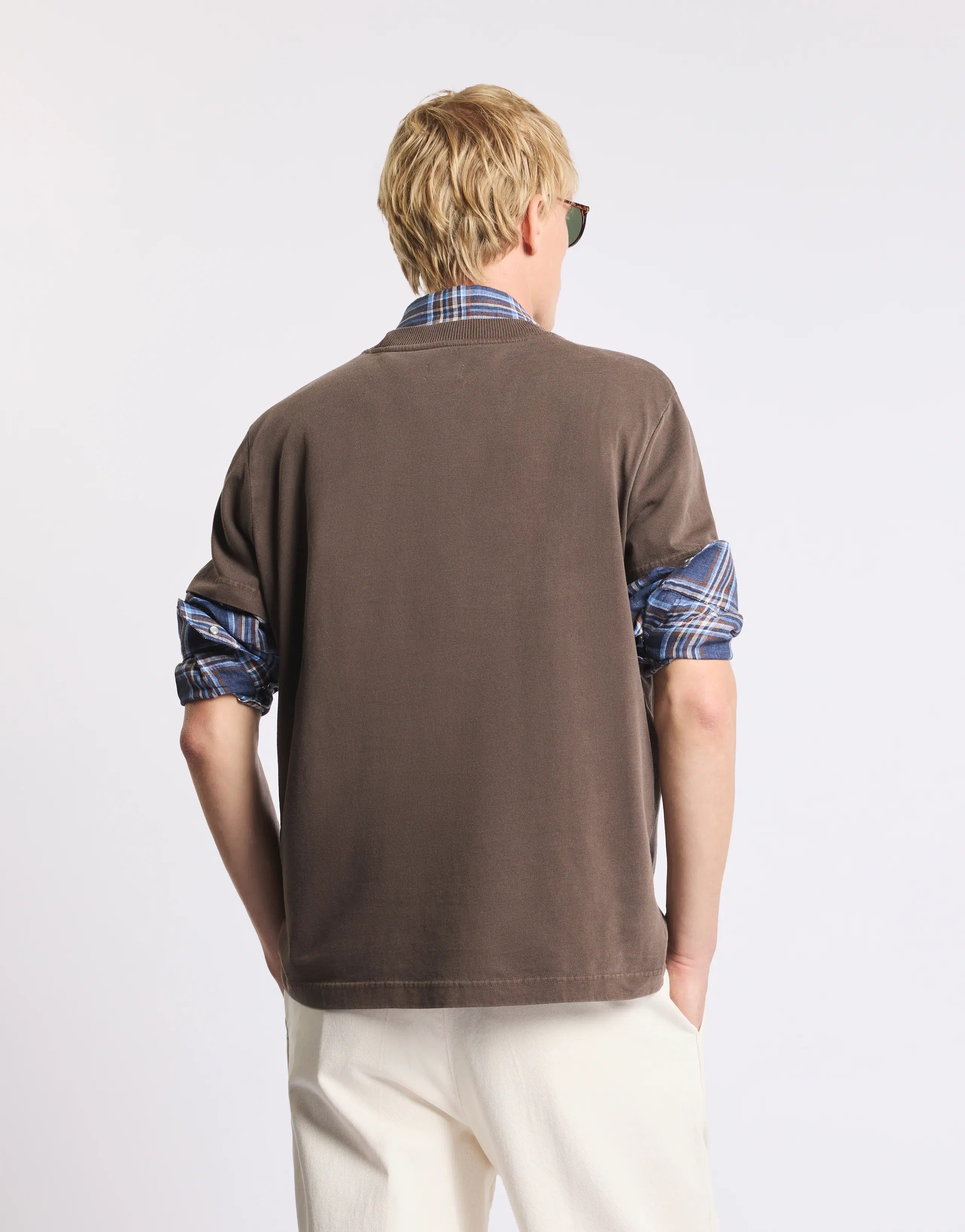 Minimalist Light Brown T-Shirt with Timeless Appeal