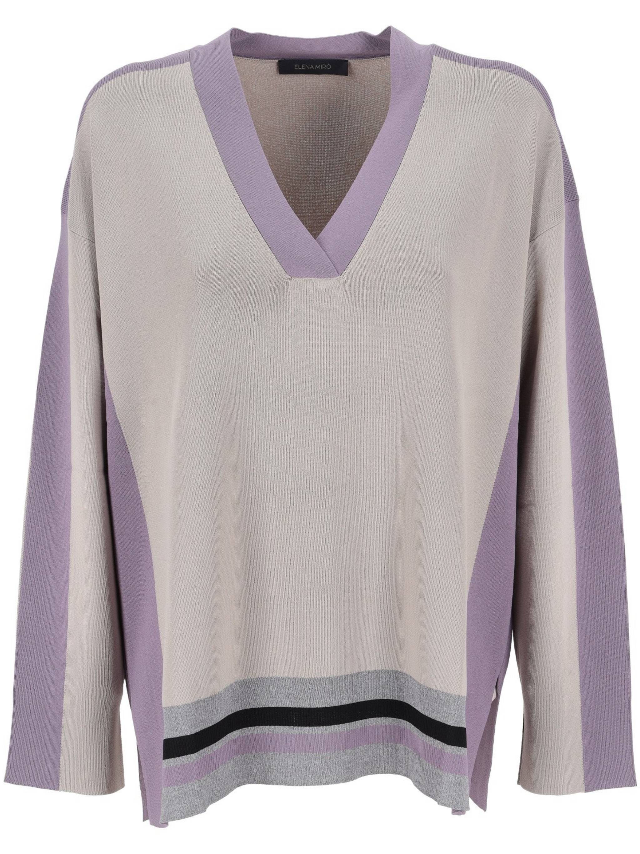 Loose-Fitting V-Neck Top with Lilac Panels and Striped Accents