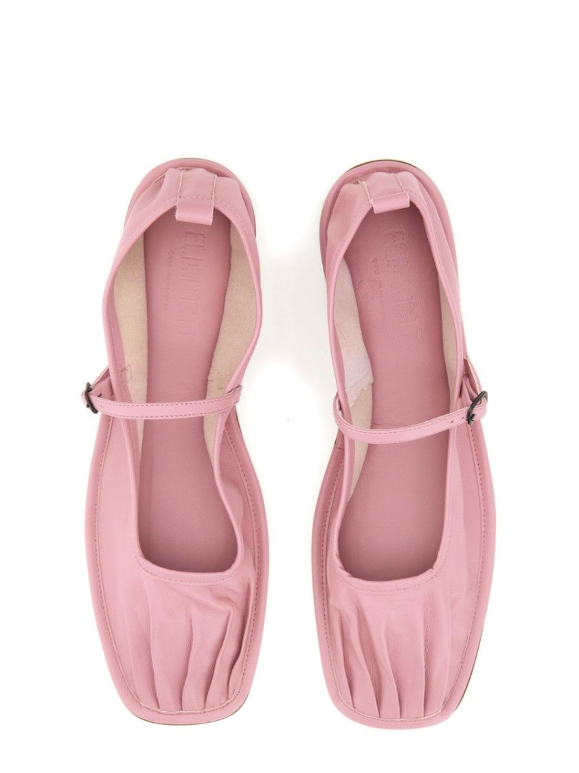 Dansa Shoe