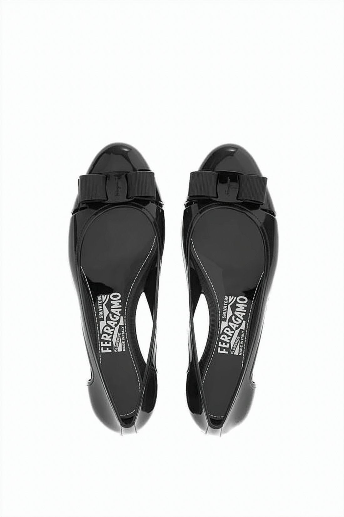 Glossy PVC Low-Heeled Pumps with Bow Accent