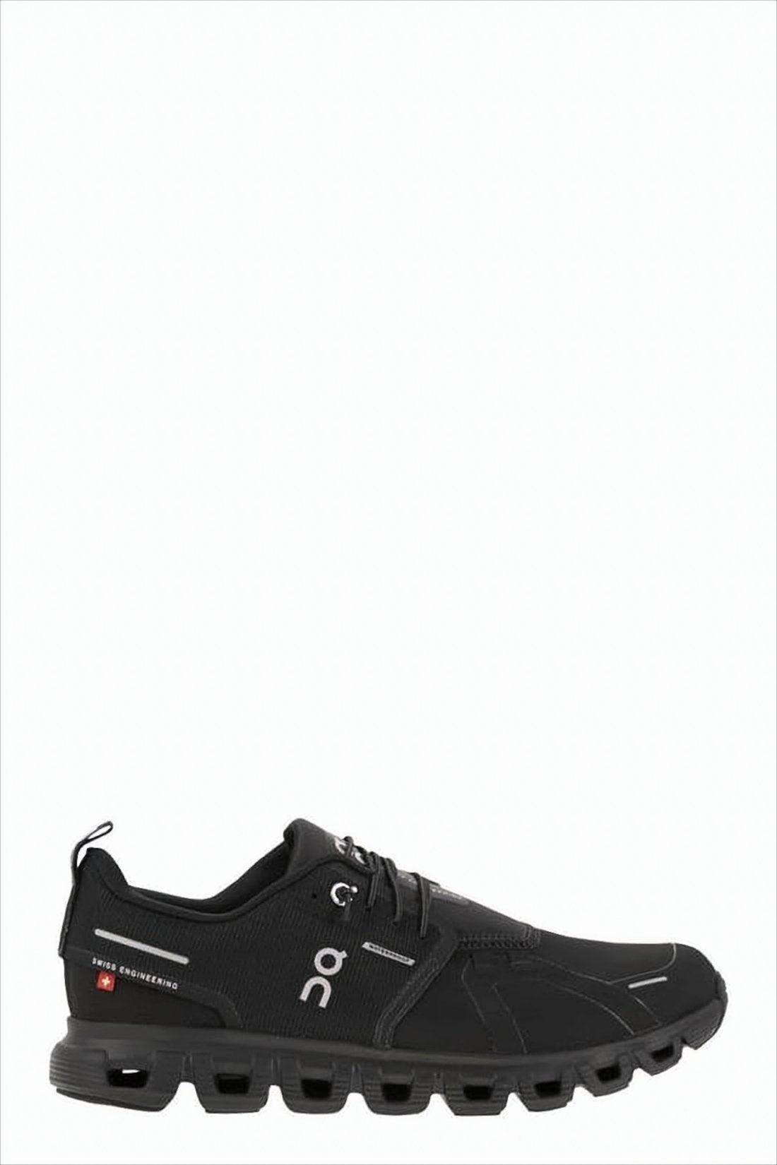 Breathable Mesh Sneakers with Distinctive Segmented Sole
