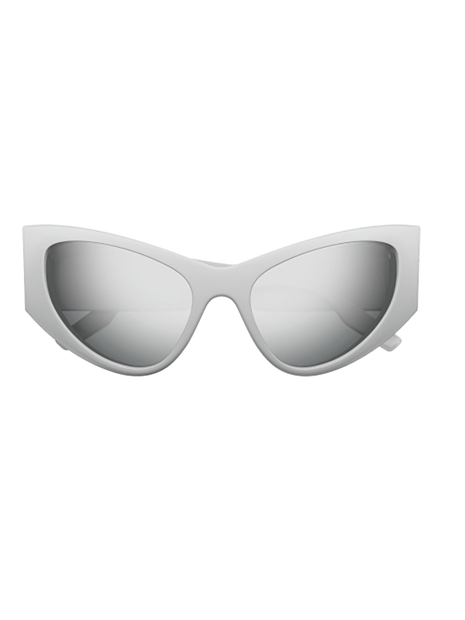 Bold Cat-Eye Sunglasses with Angular Frame Design
