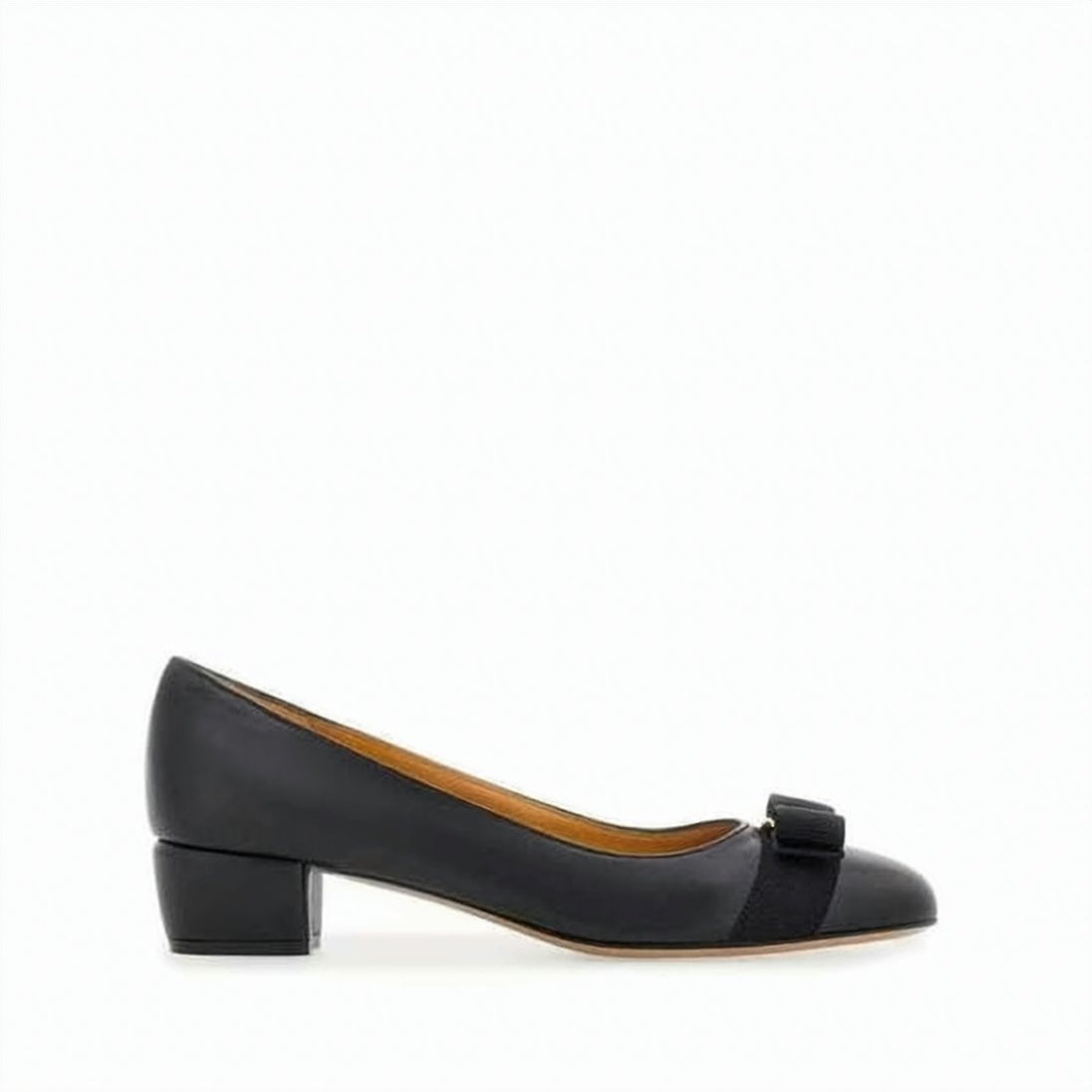 Low-Heeled Pumps with Signature Bow