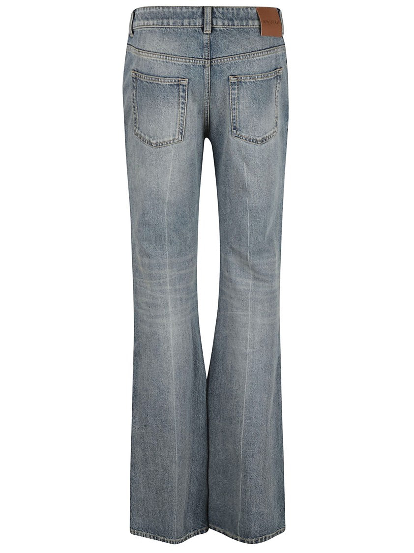 Flared High-Waisted Jeans With Vintage Appeal